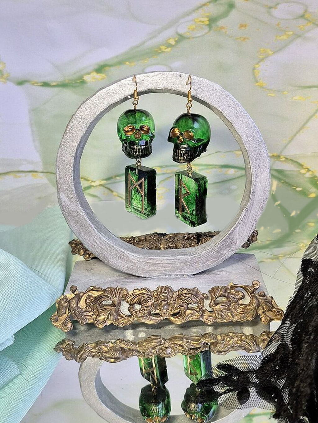 Earrings - Runebound Skulls