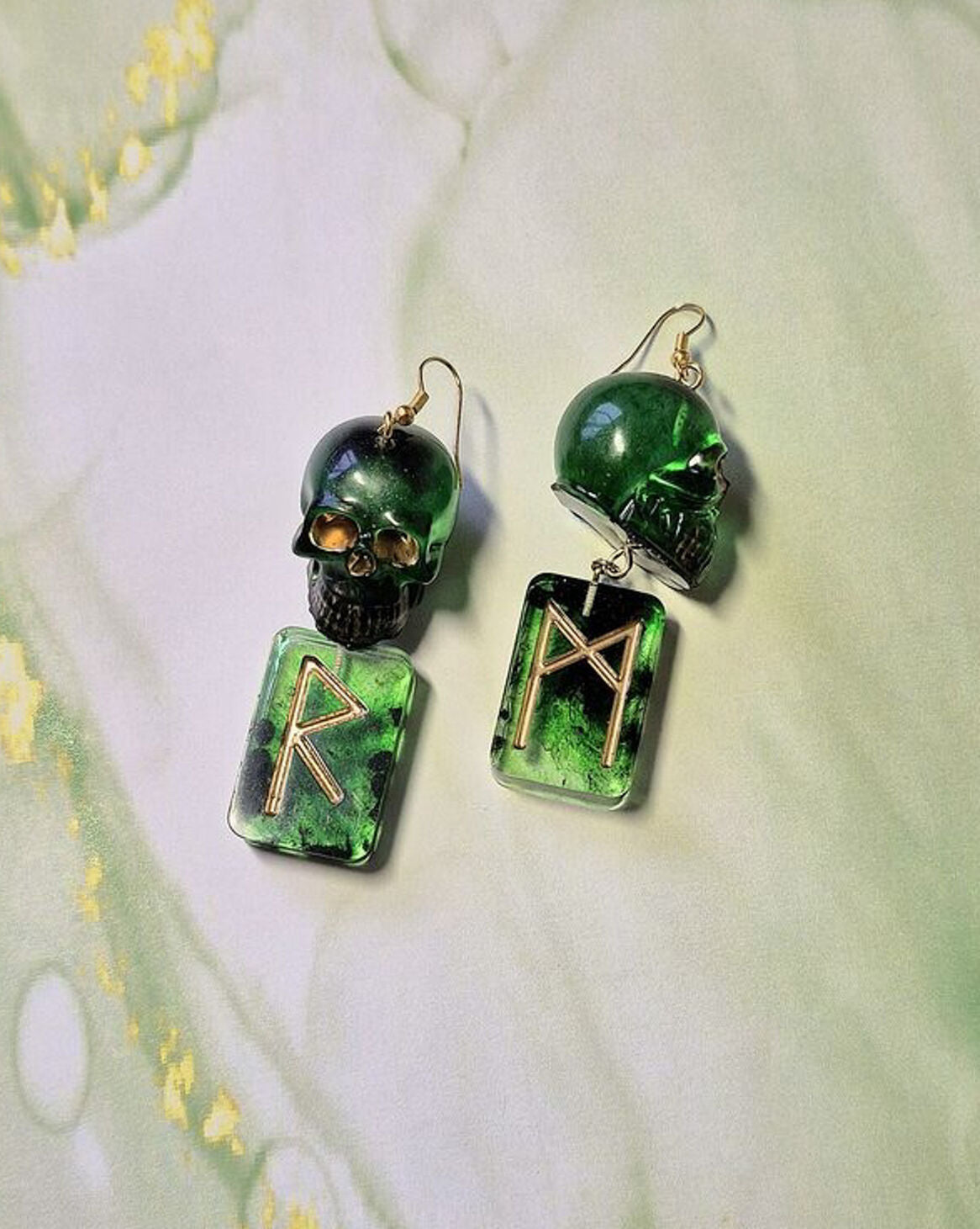 Earrings - Runebound Skulls