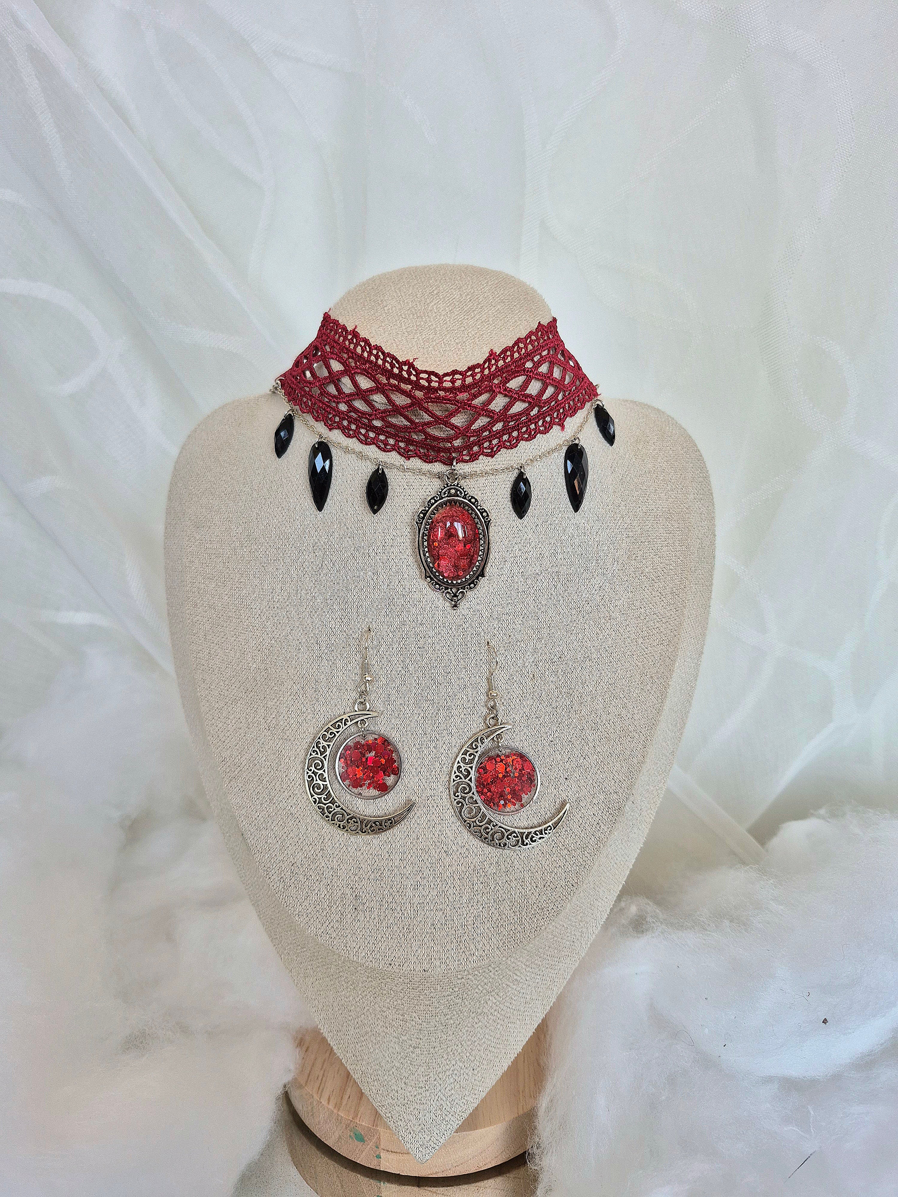 Choker - Scarlet Chainveil