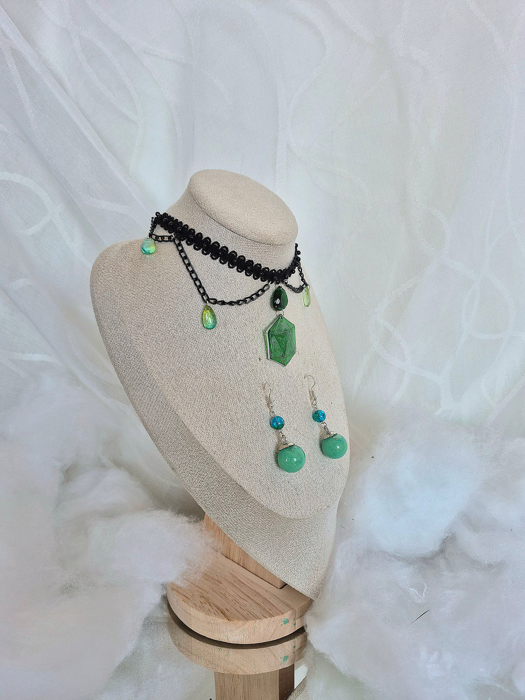 Choker - Emerald Roll