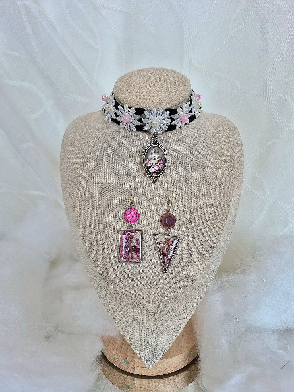 Choker - Floral Whisper