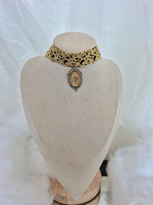 Choker - Gilded Petal