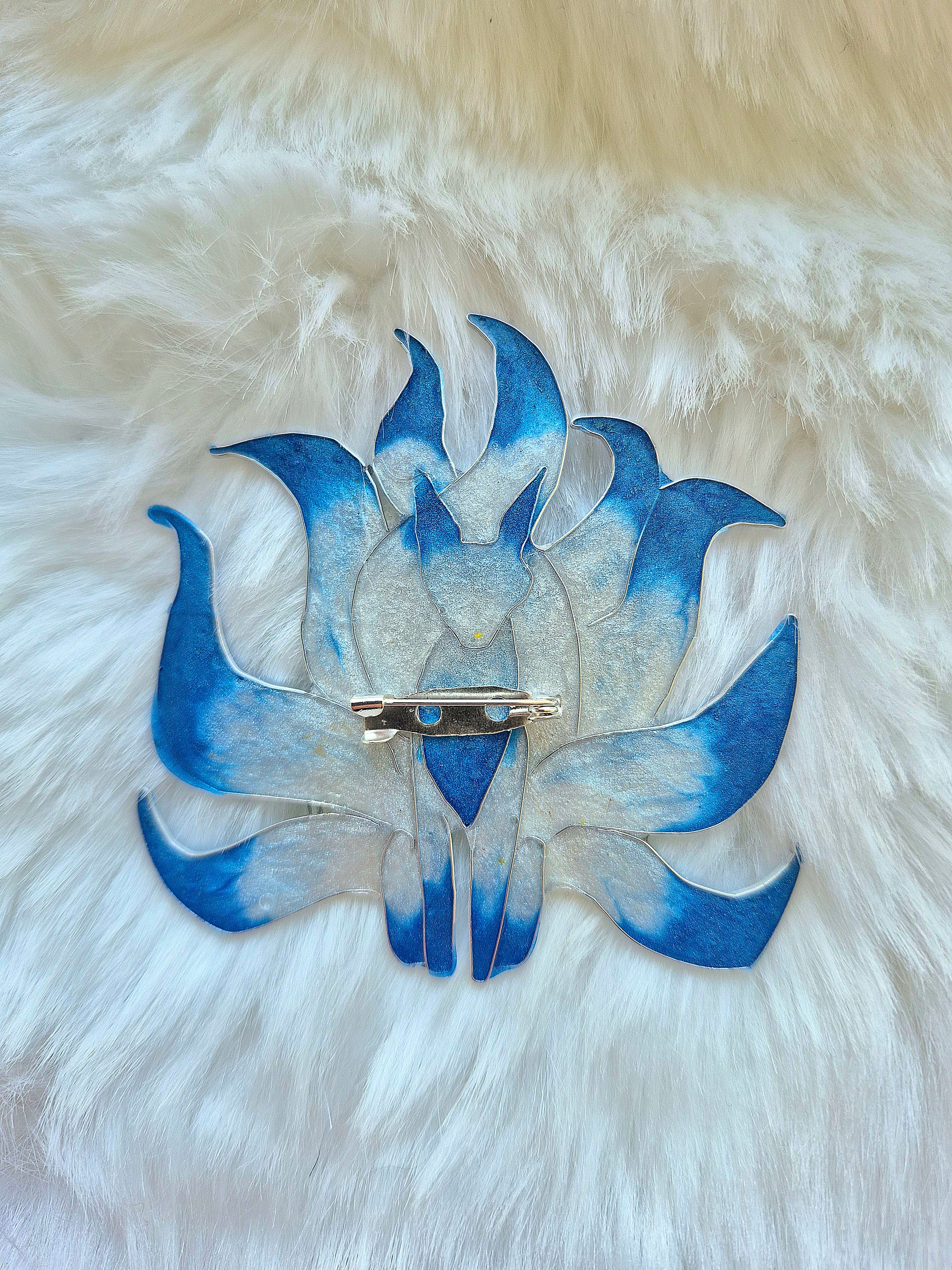 Mythical brooch- Frostveil Kitsune