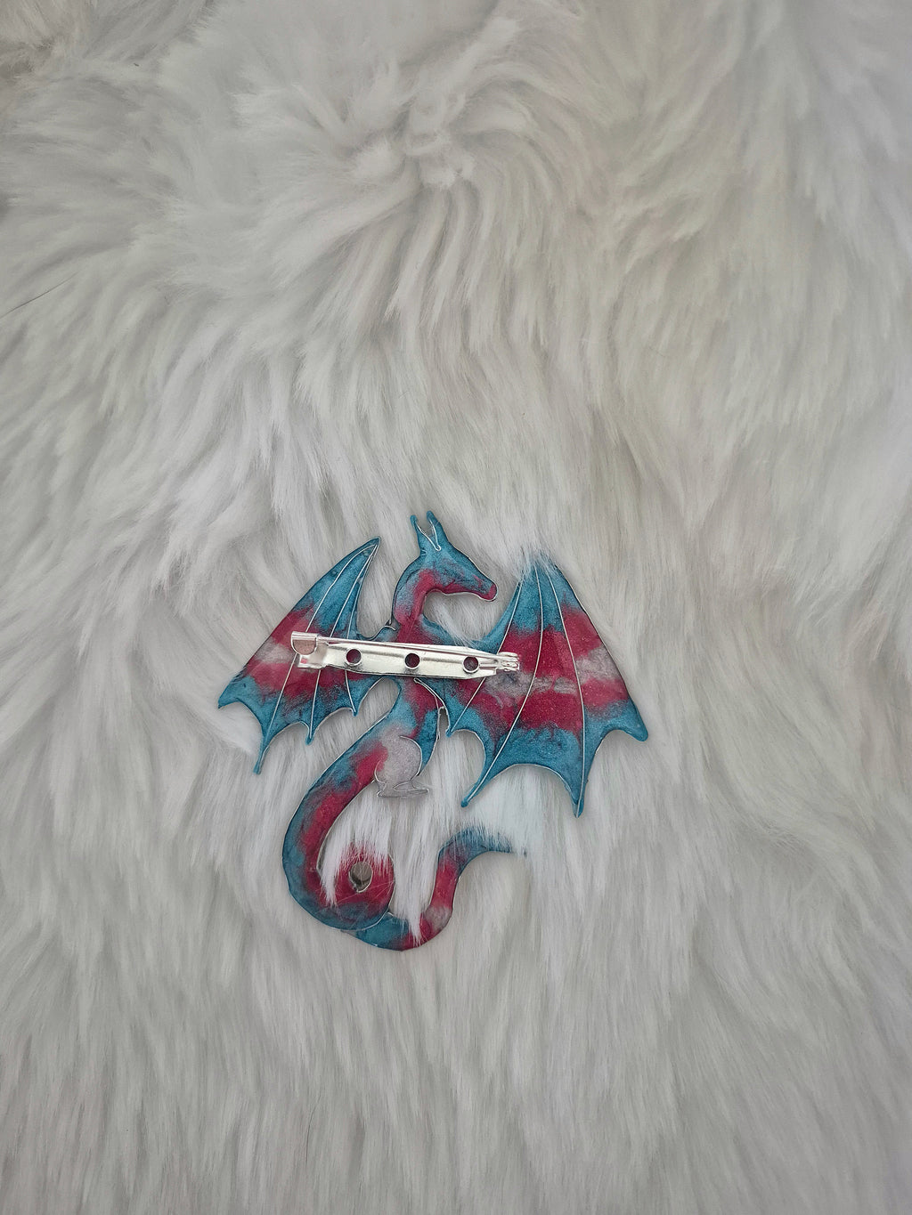 Mythical brooch - Prismveil Wyvern