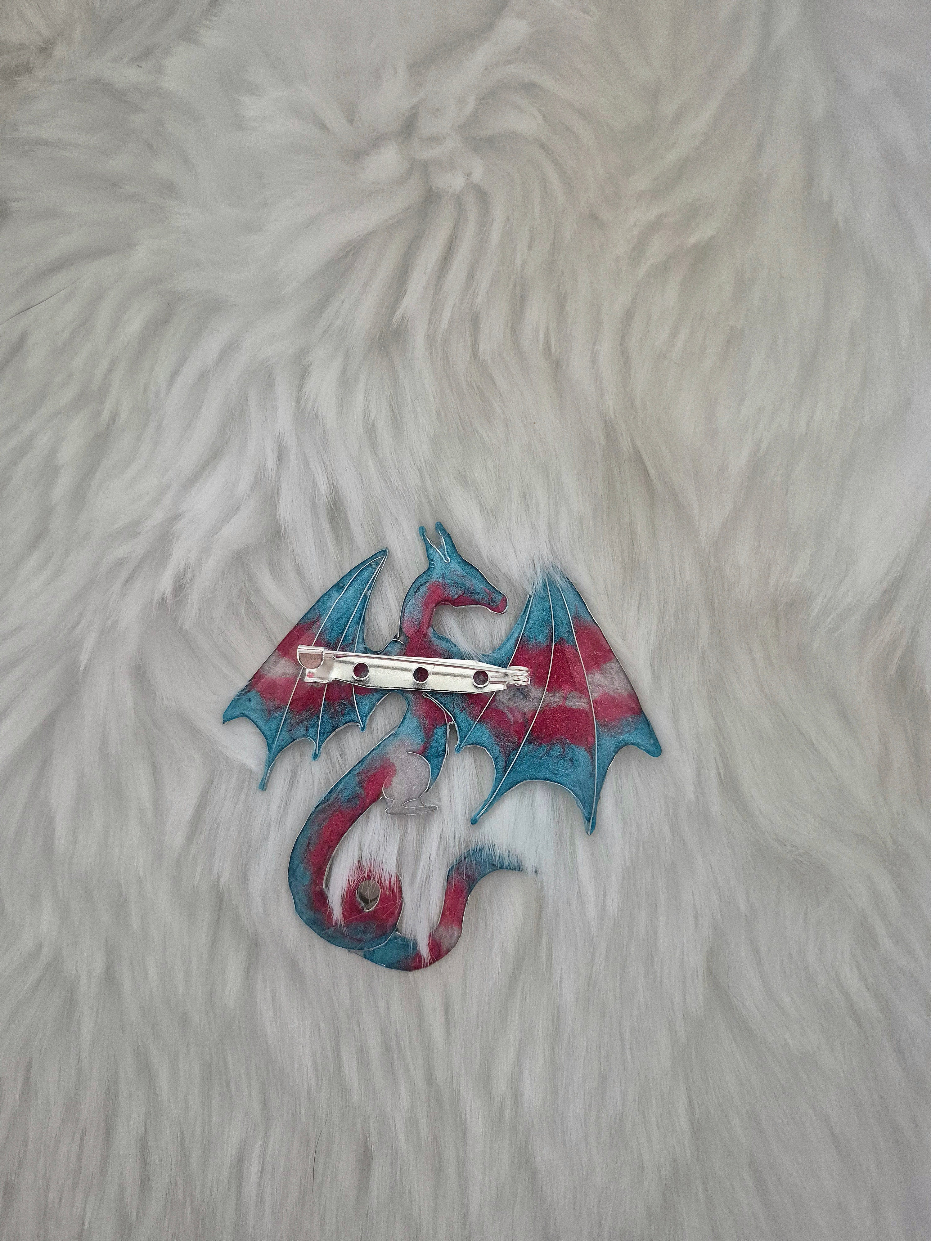 Mythical brooch - Prismveil Wyvern