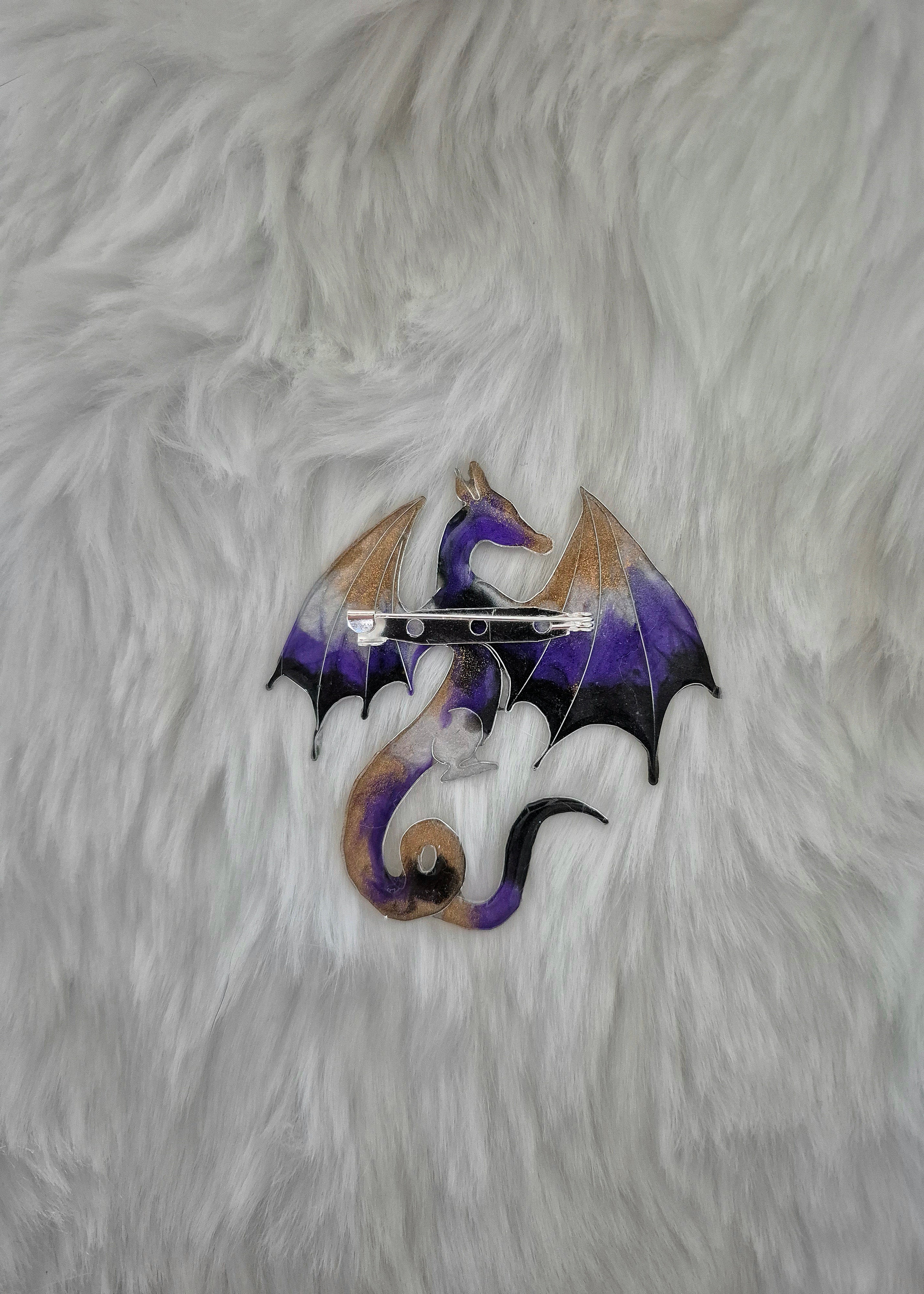 Mythical brooch - Eclipse Wyvern