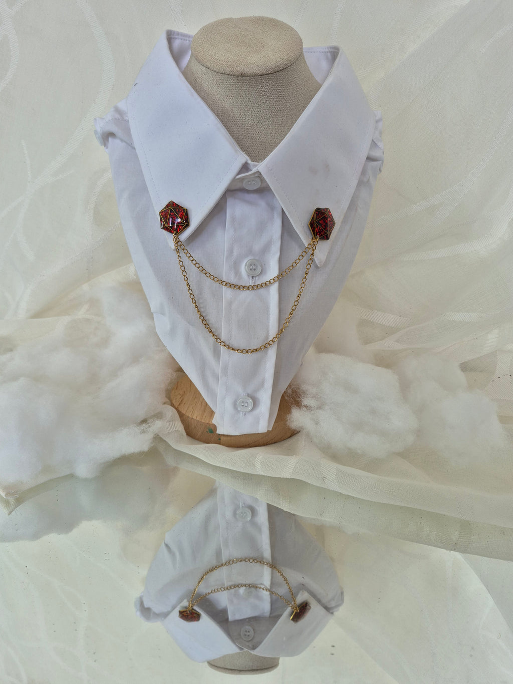 Collar pin - Crimson Night D20