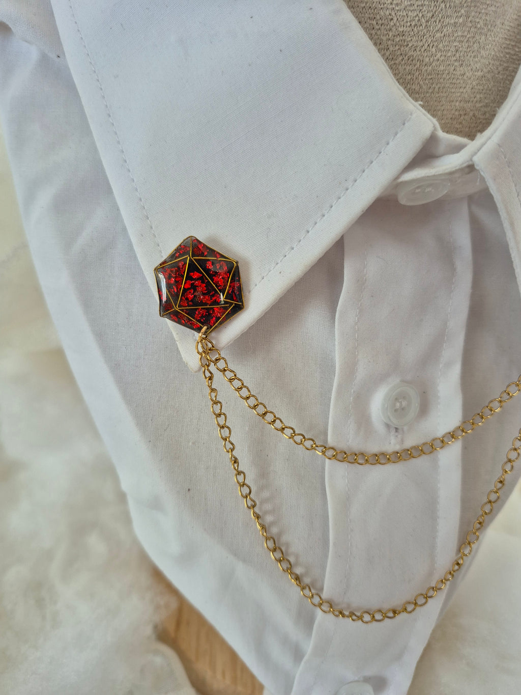 Collar pin - Crimson Night D20