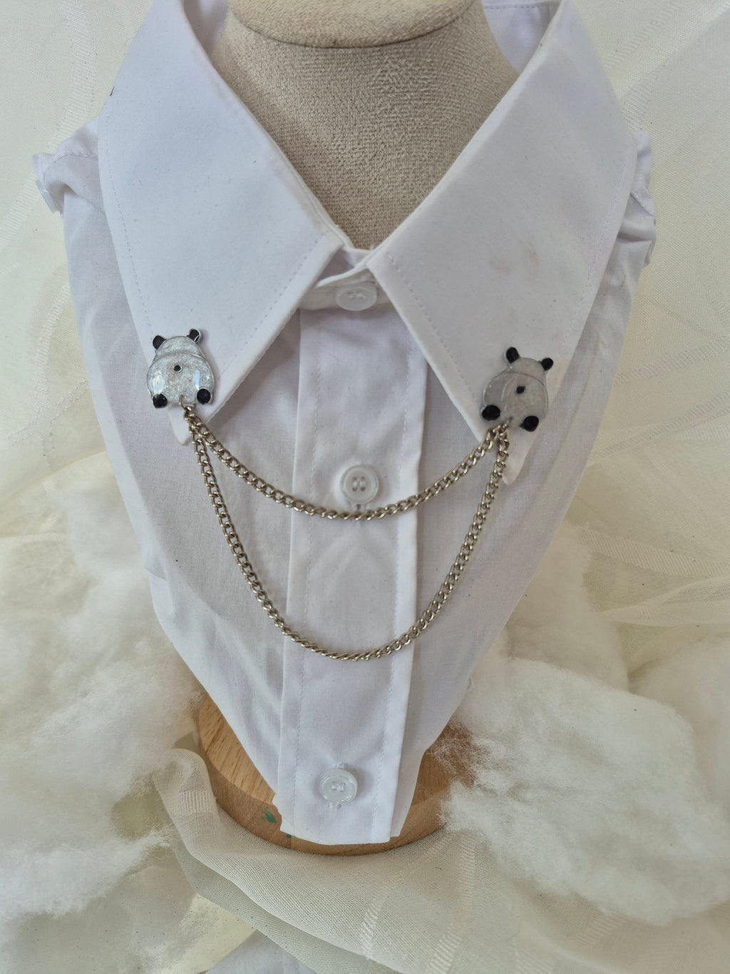 Collar pin - Panda Butt