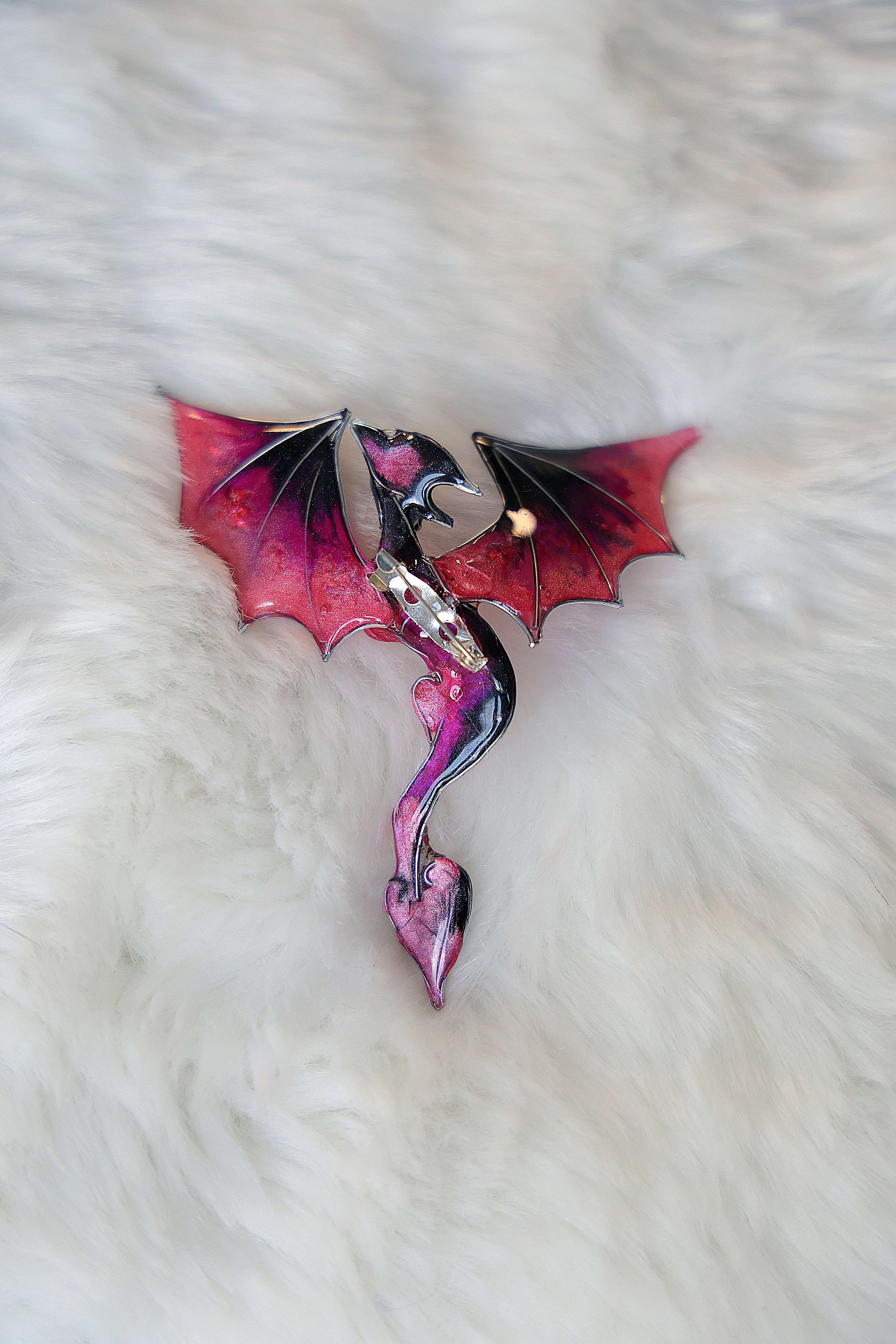 Mythical brooch - Veilrose Drake