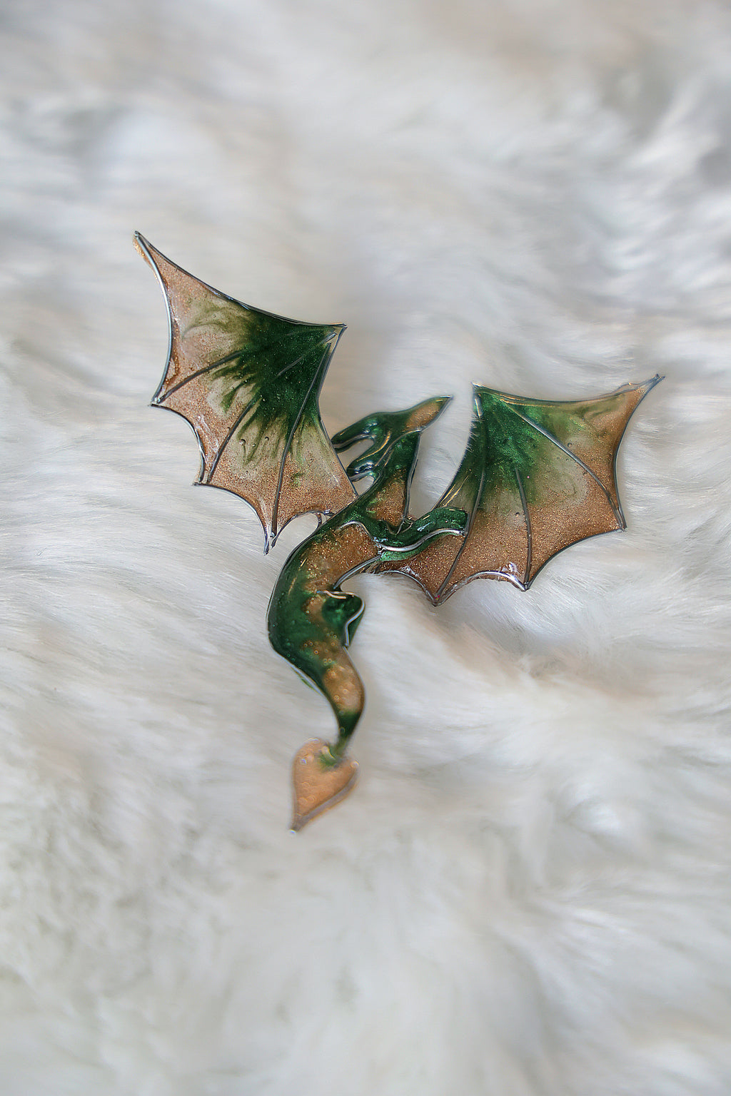 Mythical brooch - Verdant Gildwyvern