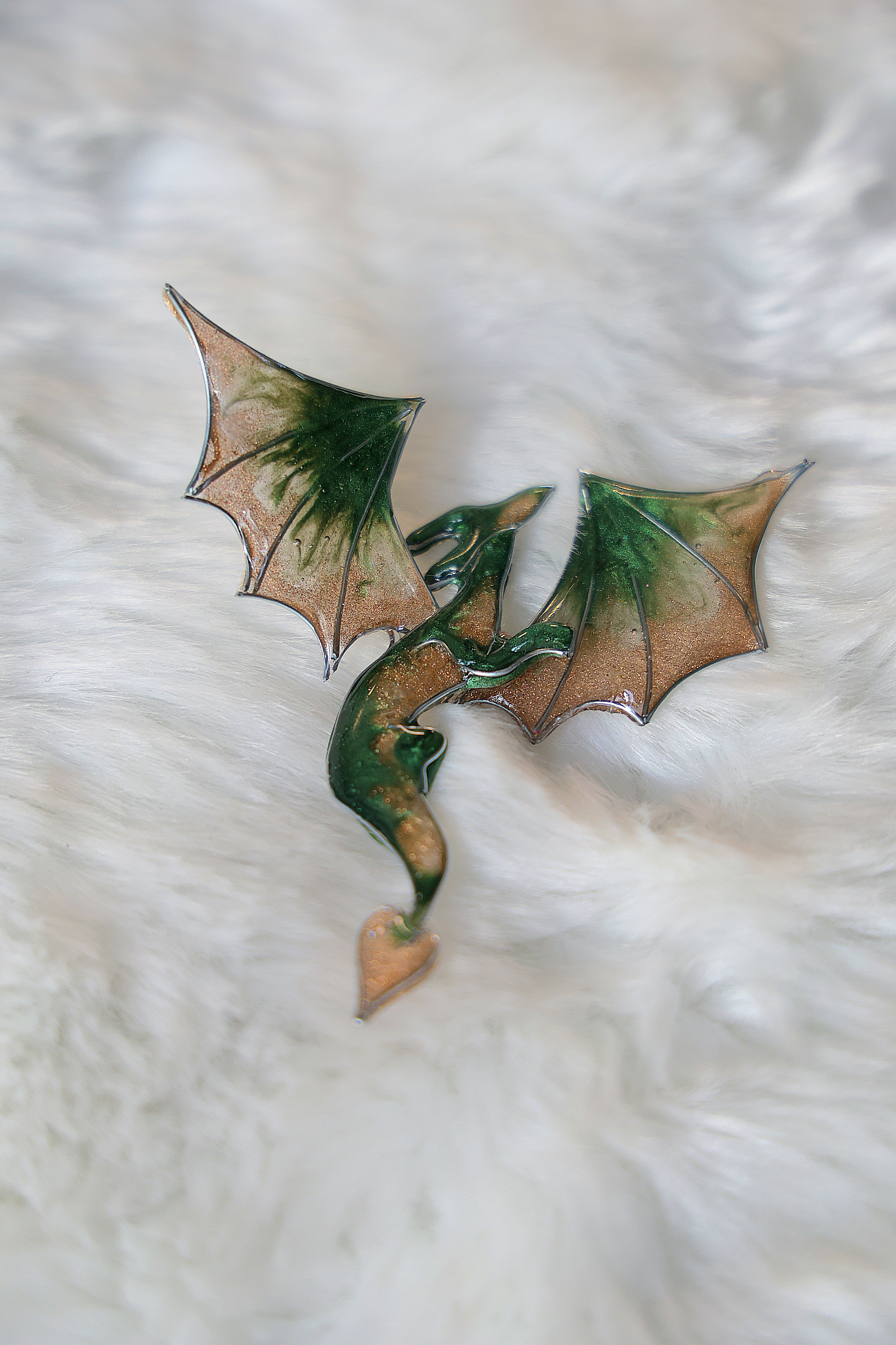Mythical brooch - Verdant Gildwyvern