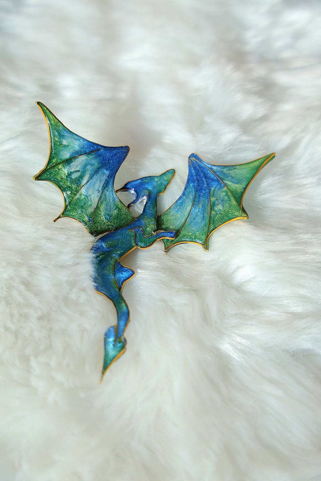 Mythical brooch - Gilded Tidemyrm