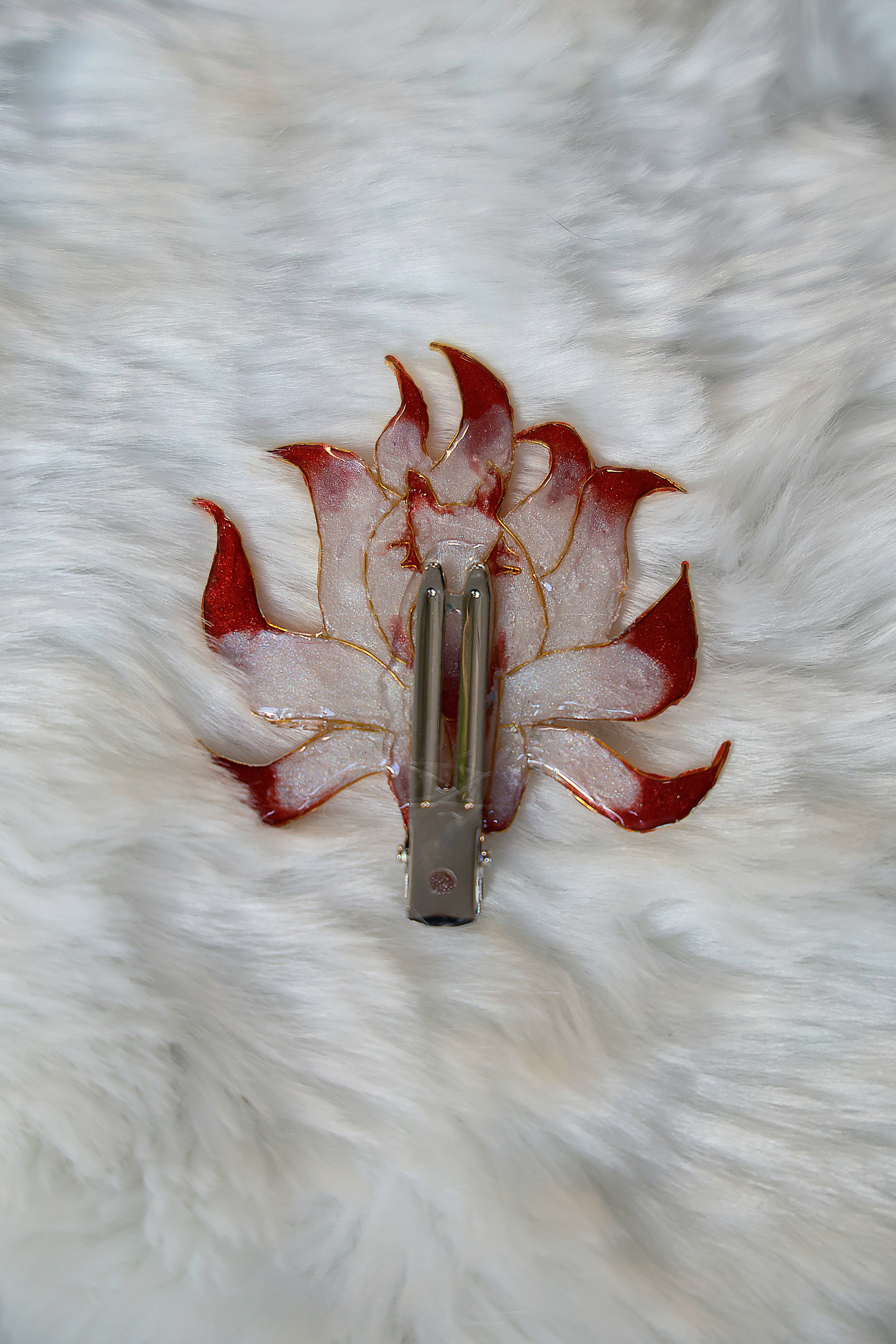 Mythical hairclip - Nine tailed Kitsune